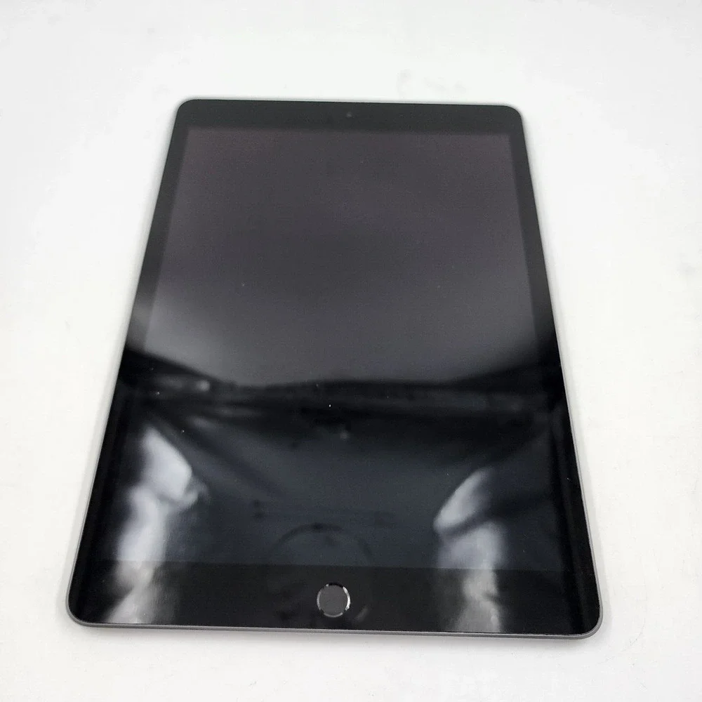 Apple - iPad 10.2 Inch (7th Generation) with Wi-Fi - 32GB - Space Gray - Picture 2 of 15